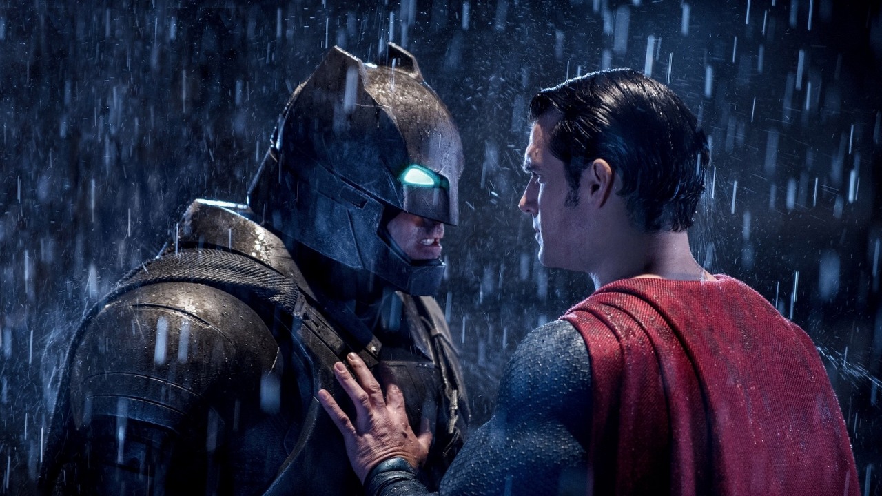 Nie lubicie SnyderVerse? Reżyser uważa, że go nie rozumiecie, źródło grafiki: Batman v Superman: Świt sprawiedliwości; reż. Zack Snyder; Warner Bros. Pictures; 2016.