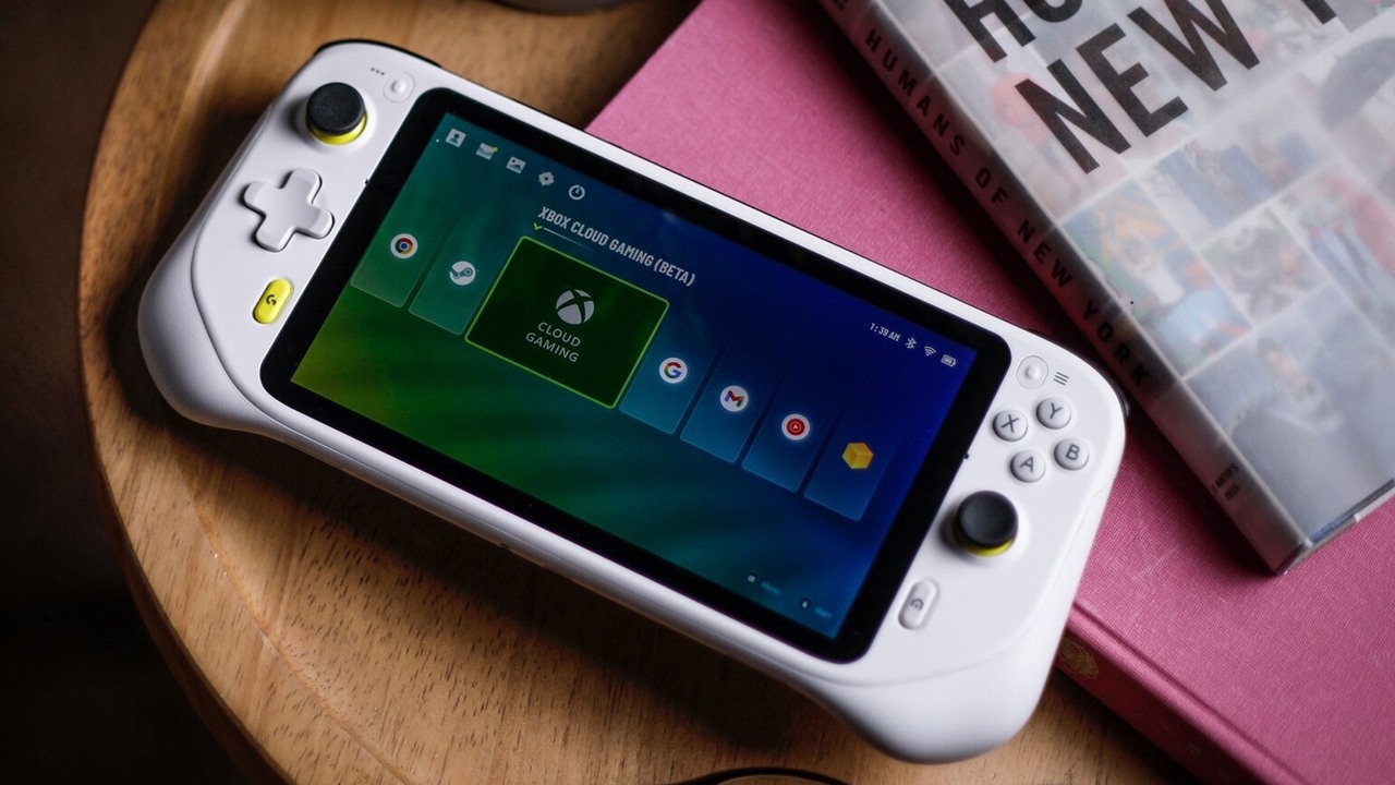 Kontrowersyjna konsola Logitecha debiutuje w Europie, ale nie w Polsce, źródło grafiki: Logitech.