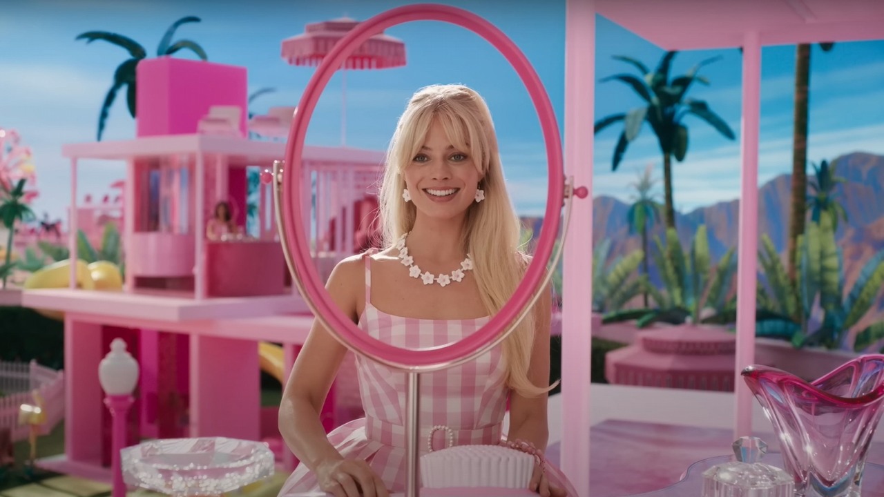 Idealną Barbie do filmu miała być wielka gwiazda DC, ale nie udało jej się zaangażować, źródło grafiki: Barbie; Greta Gerwig; Warner Bros. Pictures; 2023.