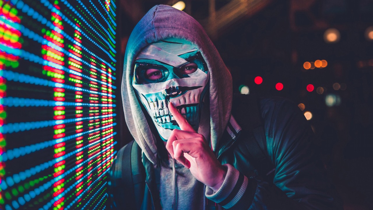 Hakerzy podmienili aplikację w sklepie Google, by podsłuchiwać użytkowników, źródło grafiki: Unsplash | Max Bender.