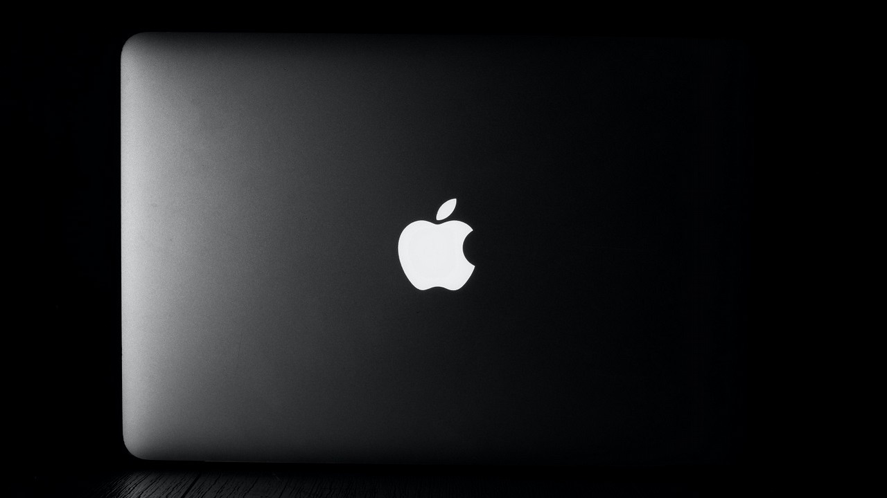 Konferencja Apple już dziś - gdzie oglądać WWDC 2023 i czy będzie VR?, źródło grafiki: Unsplash | Aditya Joshi..