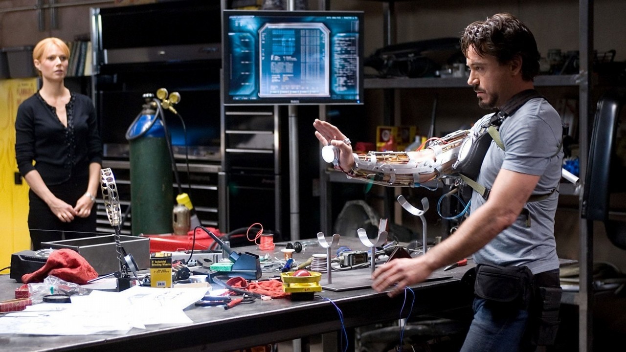 Były szef Marvela o angażu Roberta Downeya Jra. „Myśleli, że zwariowałem, zatrudniając uzależnionego”, źródło grafiki: Iron Man; reż. Jon Favreau; Paramount Pictures; 2008.