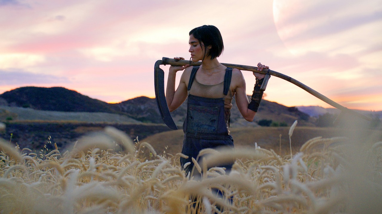 Kosmiczną operę Zacka Snydera zobaczymy na Netflixie też w wersji „wyłącznie dla dorosłych”, źródło grafiki: Rebel Moon, Zack Snyder, Netflix, 2023.