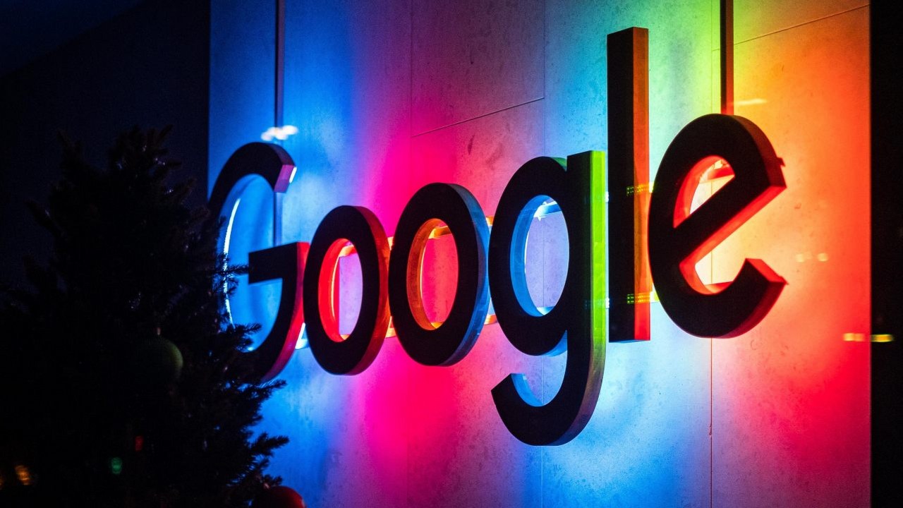 Google ostrzega pracowników przed AI, źródło grafiki: Unsplash | Sascha Bosshard..