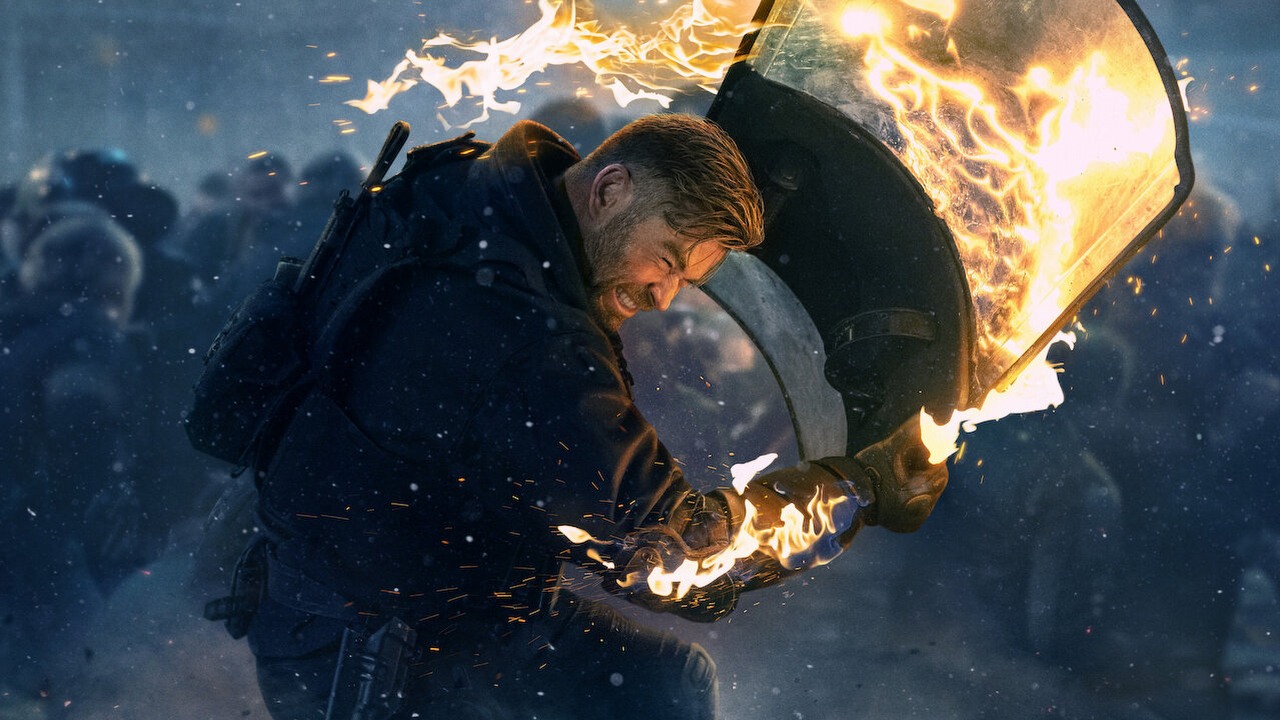 Czy Extraction 3 powstanie? Chris Hemsworth o przyszłości serii akcji Netflixa, źródło grafiki: Tyler Rake 2, Sam Hargrave, Netflix, 2023.