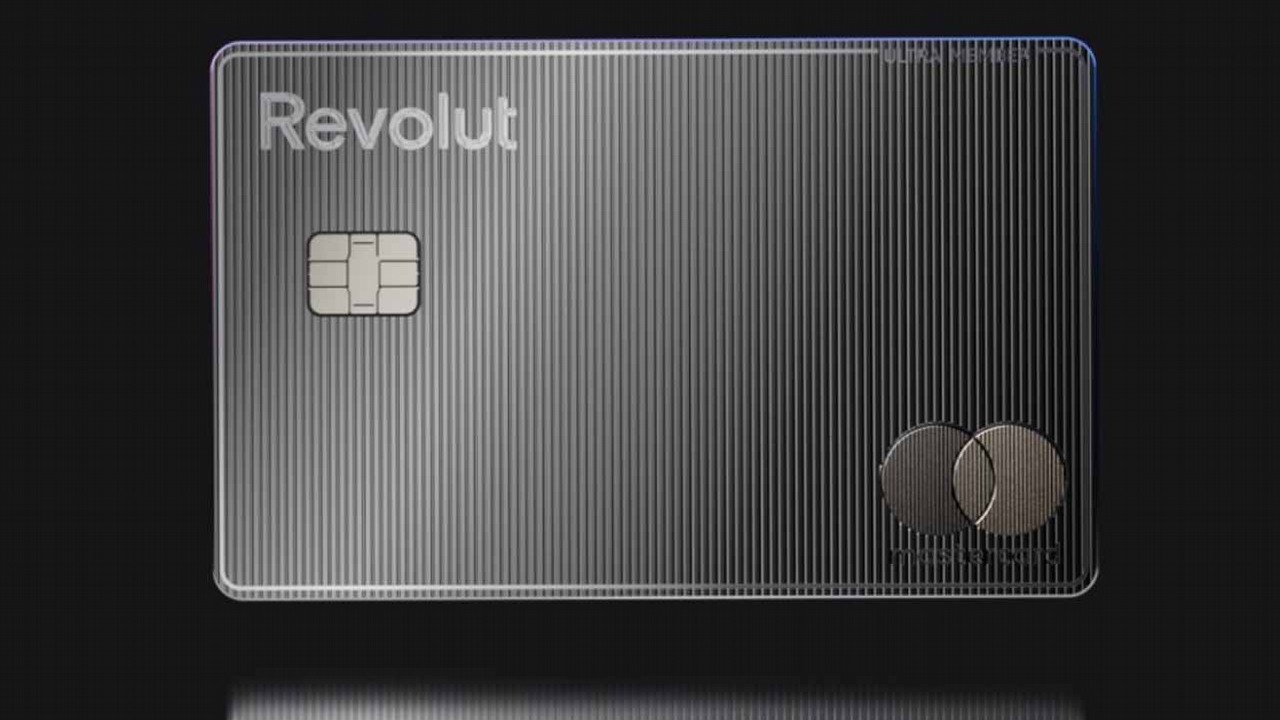 Revolut Ultra to korzyści dla podróżników oraz inwestorów; ułatwi oszczędzanie i ochroni nasze zakupy, źródło grafiki: Revolut.