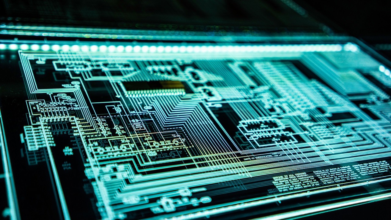 Oracle uznało technologię Intela za przestarzałą, planuje gigantyczne zakupy u Nvidii i AMD, źródło grafiki: Unsplash | Adi Goldstein..