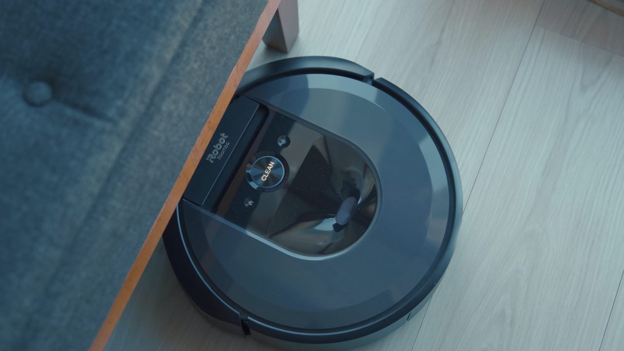 Zakup iRobota przez Amazon może zepsuć rynek zdaniem UE, źródło grafiki: Unsplash | Onur Binay..