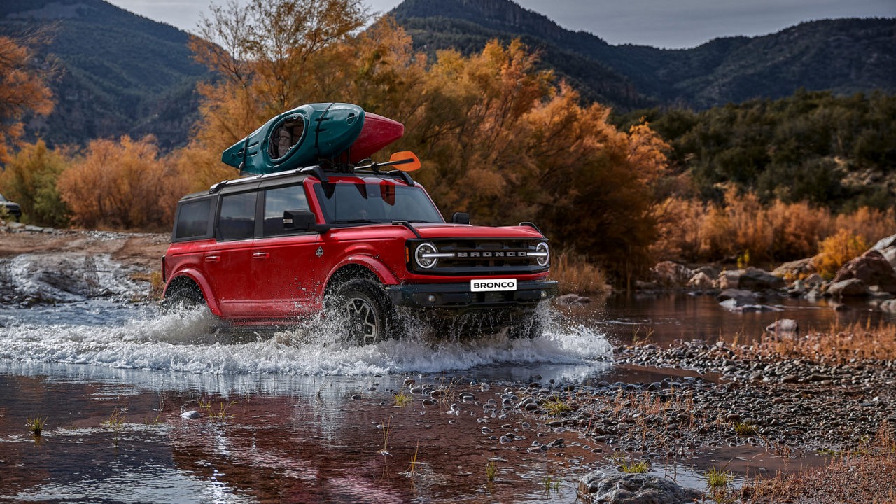 Prowadzenie na stojąco? Ford ogłasza swój nietypowy patent, źródło grafiki: Ford.