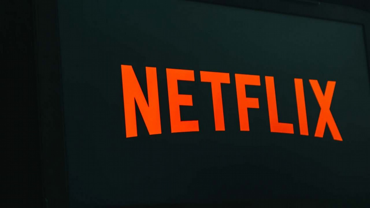 Netflix w związku z ograniczeniem dzielenia kont w końcu wprowadza ważną funkcję, źródło grafiki: Tamas Pap; Unsplash.com; 2020.