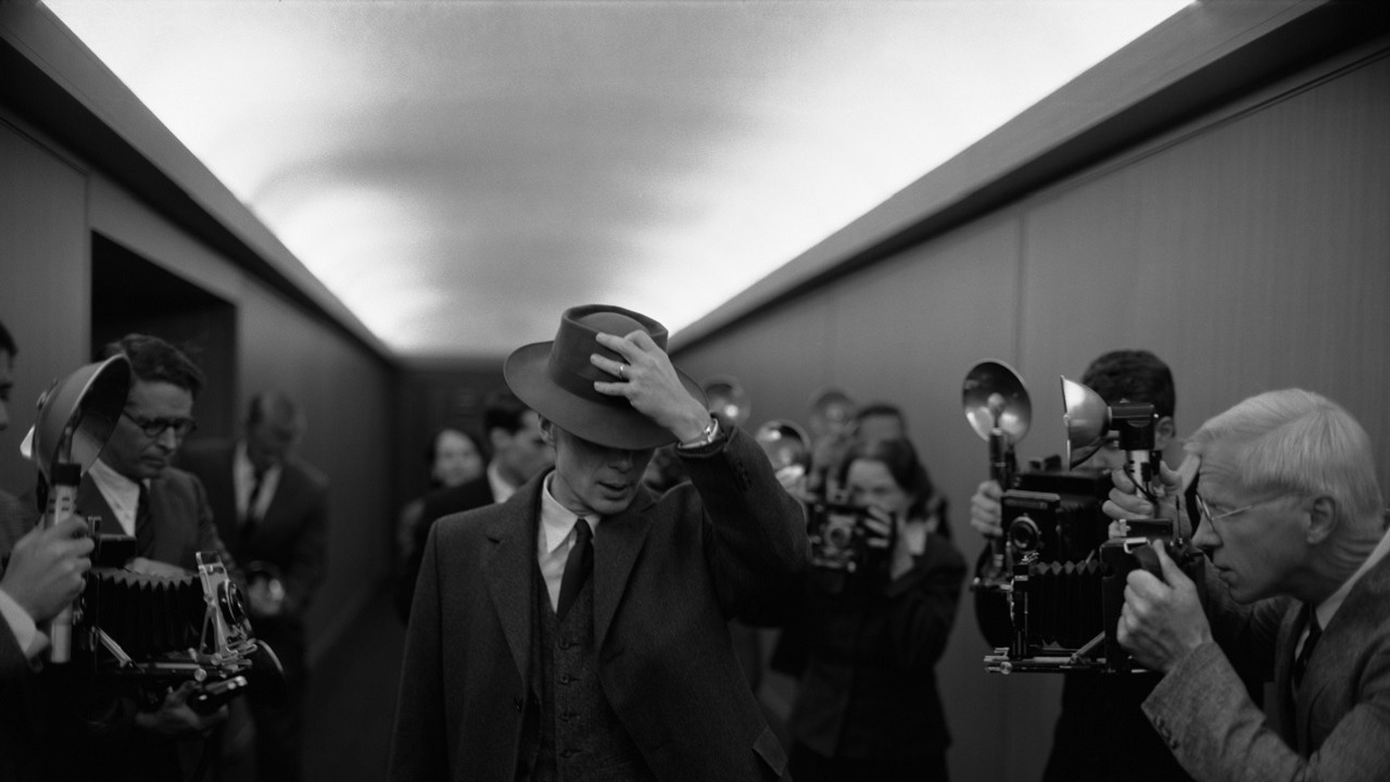 Obsada Oppenheimera opuściła premierę. Christopher Nolan ogłosił ich wyjście, źródło grafiki: Oppenheimer, Christopher Nolan, Universal Pictures, 2023.