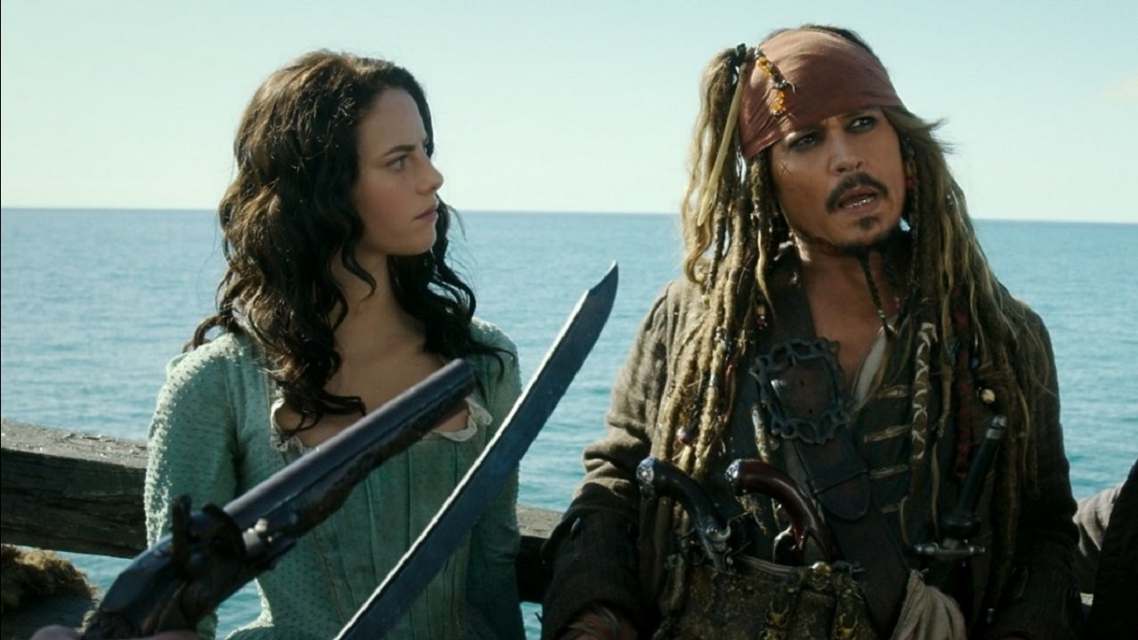 Oni mogli zagrać w Piratach z Karaibów zamiast Johnny'ego Deppa, to topowi aktorzy, źródło grafiki: Piraci z Karaibów: Zemsta Salazara; Joachim Rřnning, Espen Sandberg; Disney; 2017.