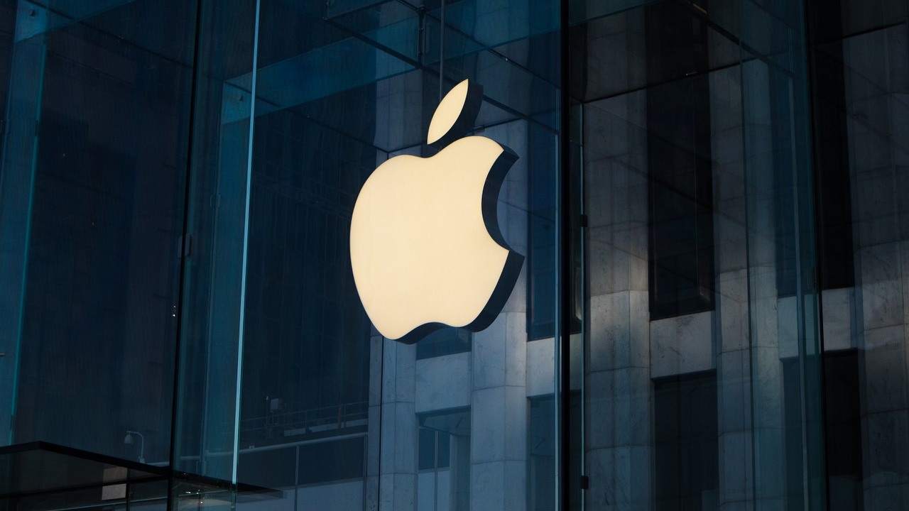 Apple udostępnia zestawy deweloperskie do Vision Pro; niestety nie każda firma je otrzyma, źródło grafiki: Unsplash | Laurenz Heymann..