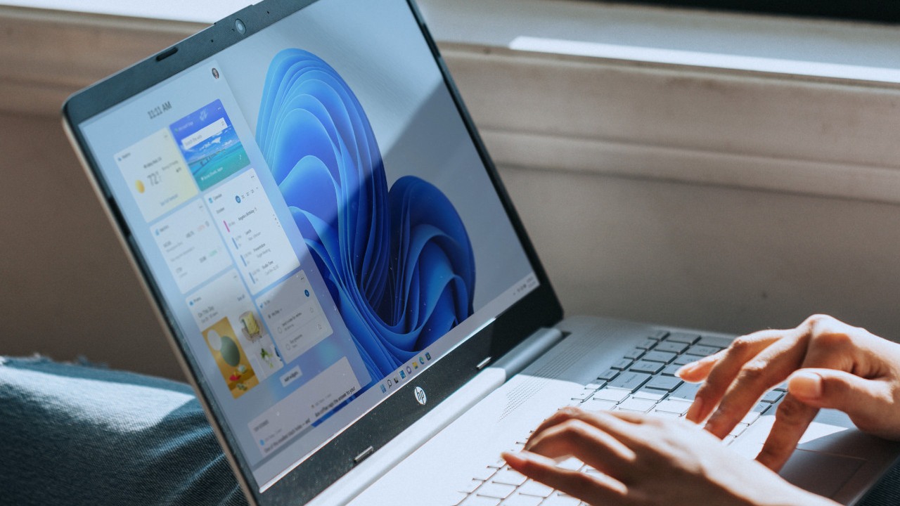 Intel po cichu wprowadził nowe karty graficzne dla laptopów, źródło grafiki: Microsoft.