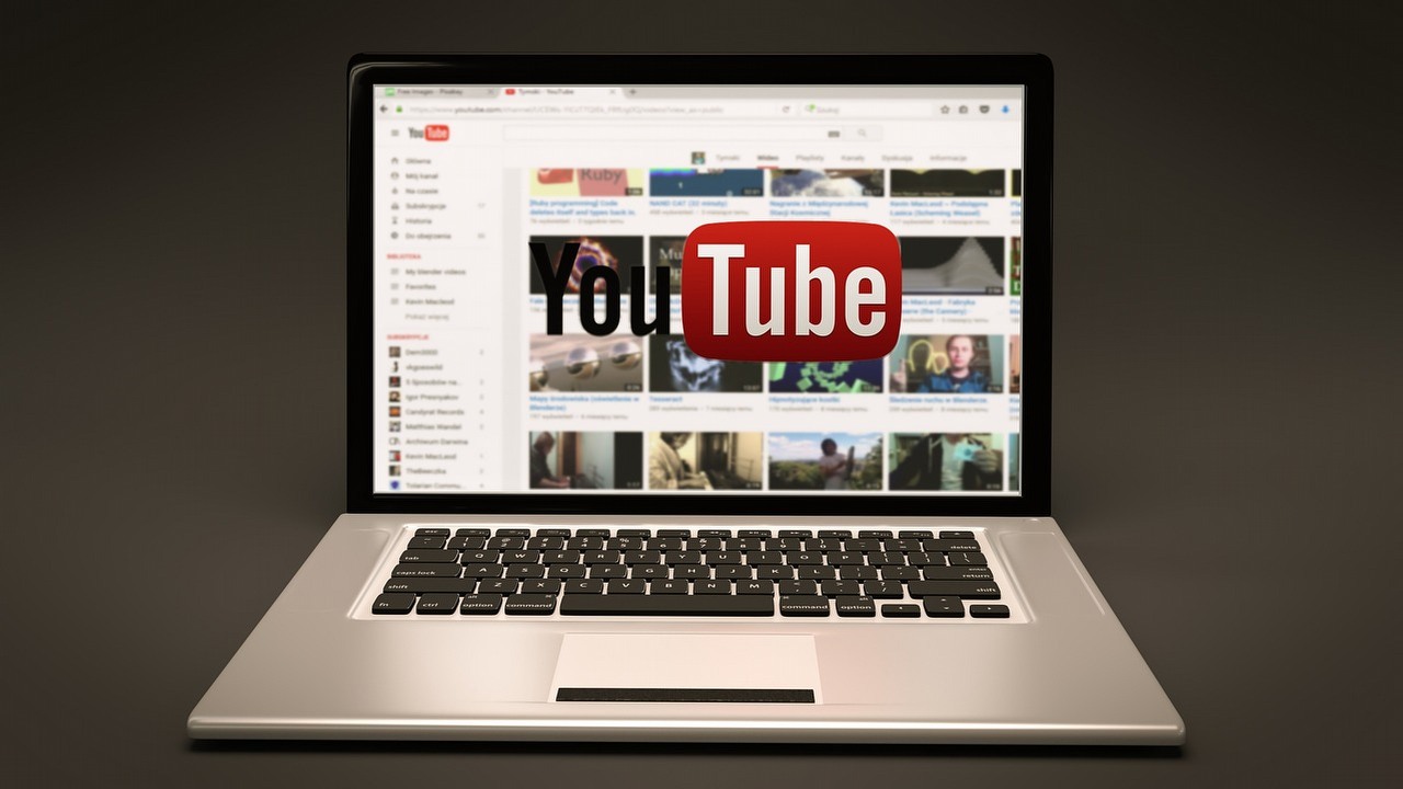 YouTube testuje nowe zastosowanie dla AI; wygeneruje ono podsumowania wideo, źródło grafiki: Tymon Oziemblewski/Pixabay.