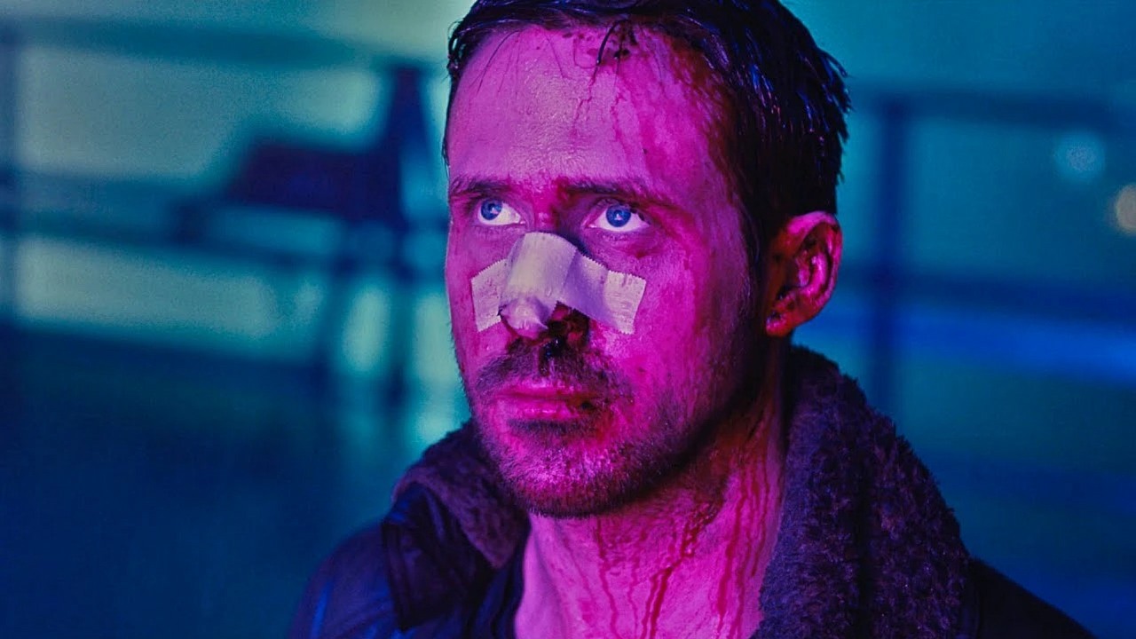 Ridley Scott żałuje, że nie wyreżyserował sequela Blade Runnera. „Nie powinienem był podejmować tej decyzji”, źródło grafiki: Blade Runner 2049, Denis Villeneuve, Columbia Pictures, 2017.
