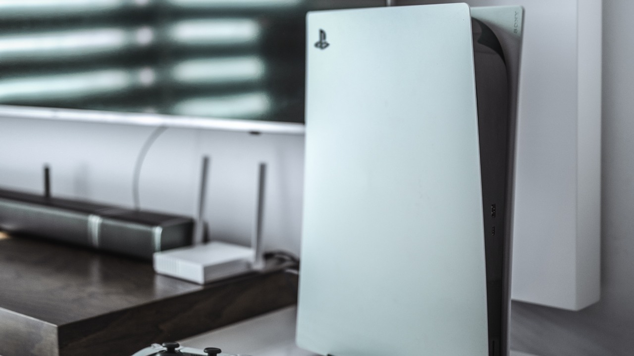 Nowa aktualizacja firmware PS5 poprawia wydajność, źródło grafiki: Unsplash | Ben Iwara.