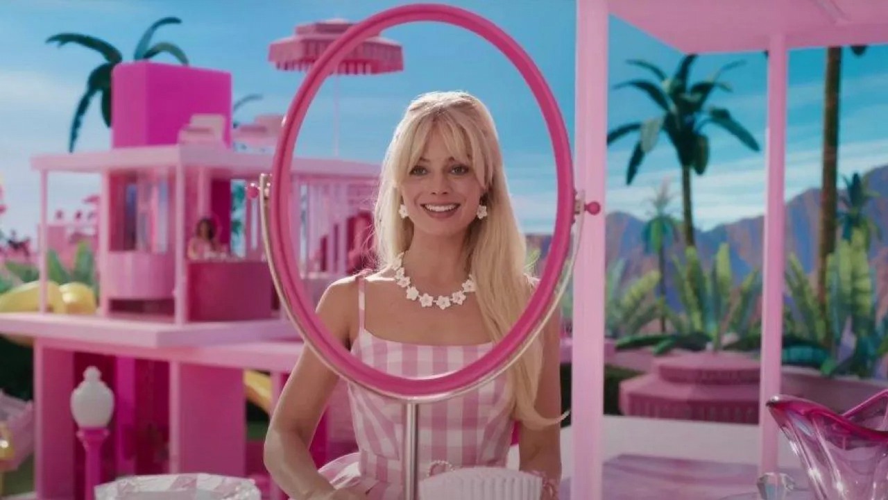 Hollywood wyciąga „niewłaściwą lekcję” z sukcesu Barbie według aktora z Marvela, źródło grafiki: Barbie, Greta Gerwig, Warner Bros., 2023.
