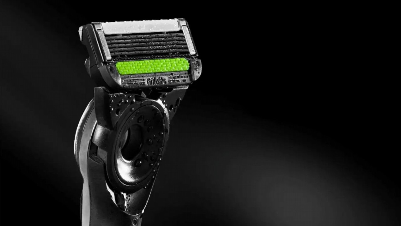 Gamingowa maszynka do golenia już jest i ma wściekle zielony kolor, źródło grafiki: Gillette Labs.