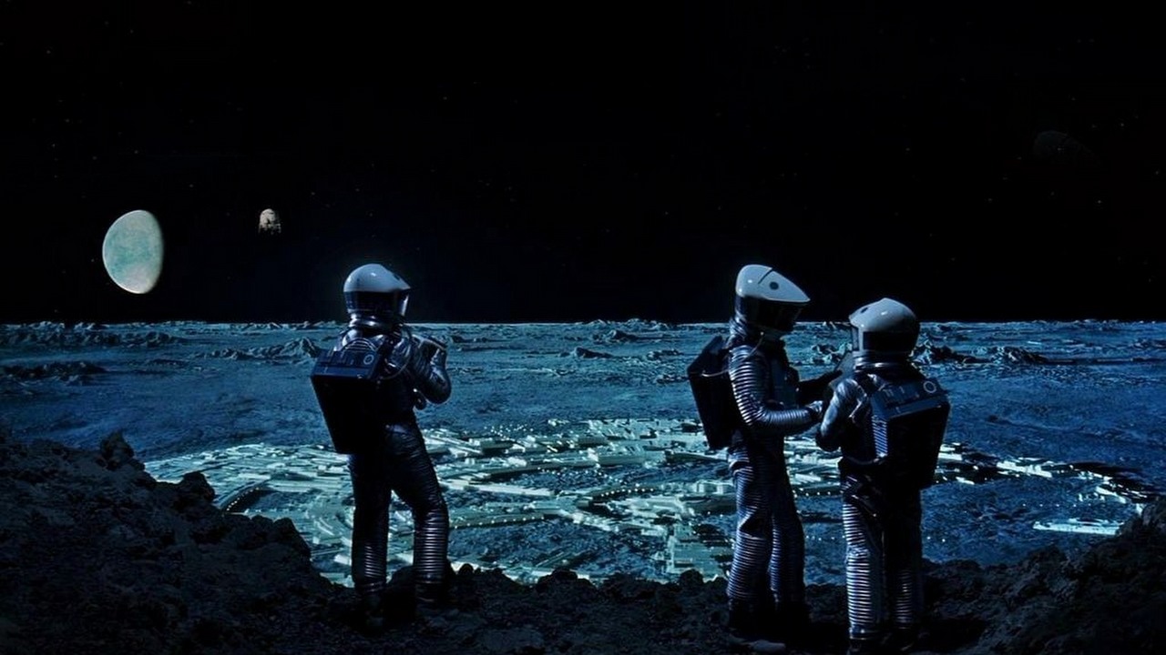 „Oglądałem ten film 18 razy”. James Cameron i Steven Spielberg oszaleli na punkcie tego arcydzieła sci-fi, źródło grafiki: 2001: Odyseja Kosmiczna, Stanley Kubrick, MGM, 1968..