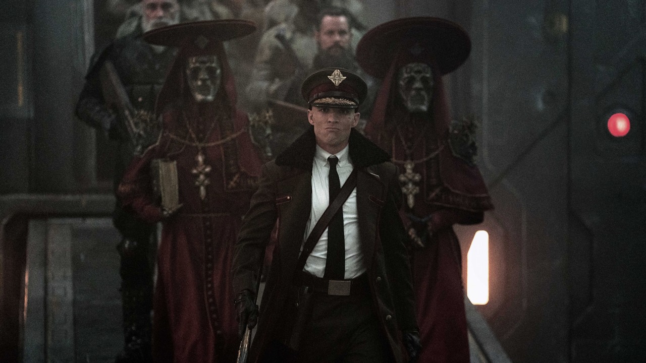 Gwiazda Rebel Moon opisuje film jako „Star Wars z przemocą, seksem i przekleństwami”, źródło grafiki: Rebel Moon, Zack Snyder, Netflix, 2023.