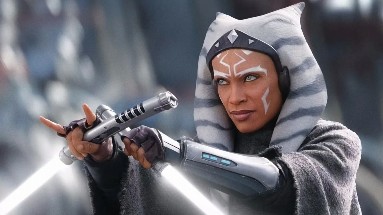 Walka na miecze świetlne z Ahsoki była historyczna dla aktorskich produkcji Star Wars, źródło grafiki: Ahsoka; Dave Filoni; Disney+; 2023.
