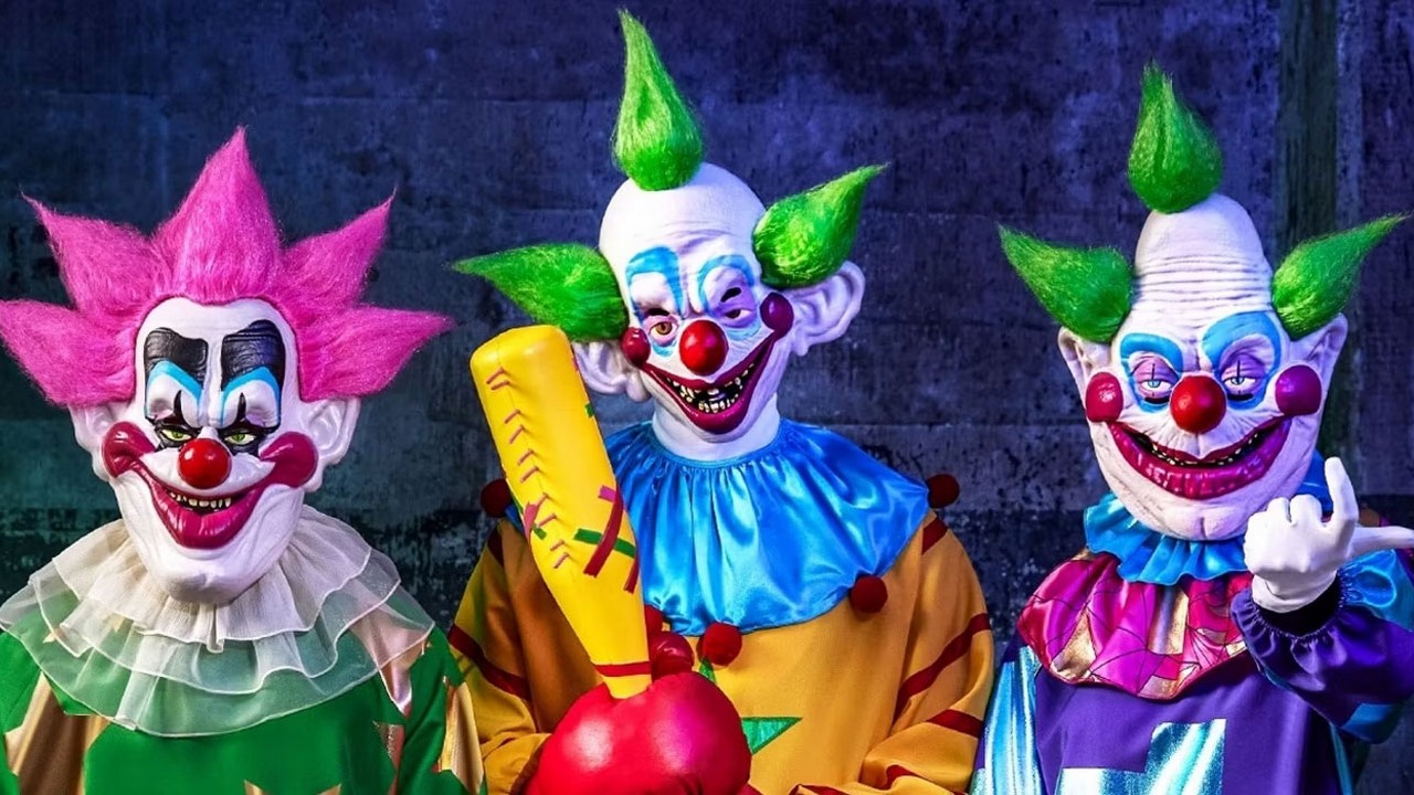 Egranizacja filmu Mordercze klowny z kosmosu na pierwszym gameplay trailerze, źródło grafiki: IllFonic.