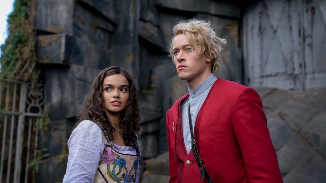 Nowa bohaterka Igrzysk śmierci „nie kryje swojej seksualności”, podczas gdy Katniss była „niemal aseksualna” według reżysera, źródło grafiki: Ballada ptaków i węży, Francis Lawrence, Lionsgate, 2023..