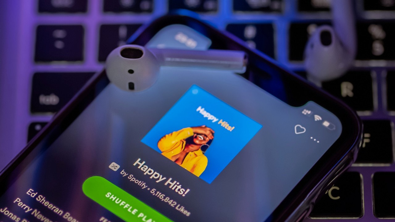 Spotify może zabrać istotną funkcję darmowym użytkownikom, źródło grafiki: Omid Armin / Unsplash.