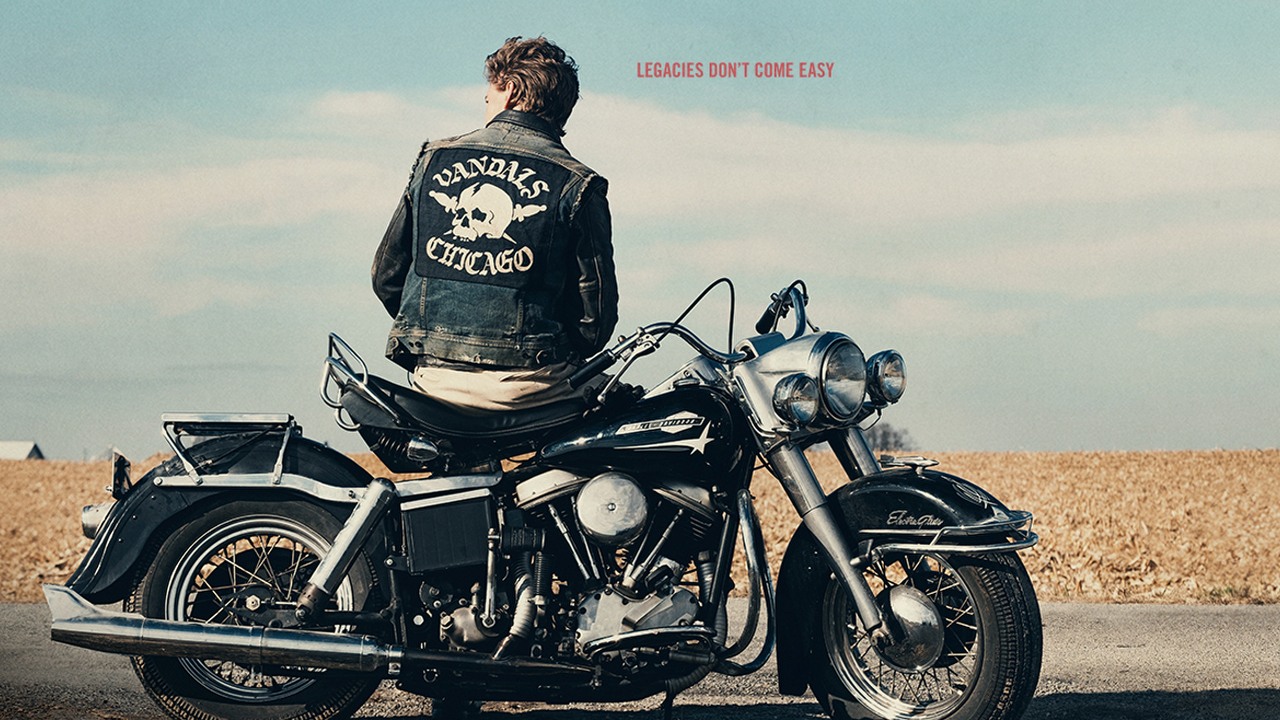 Tom Hardy i Austin Butler w filmie o gangu motocyklowym. Fanów Synów Anarchii zachwyci ten zwiastun, źródło grafiki: The Bikeriders, Jeff Nichols, 20th Century Studios, 2023.
