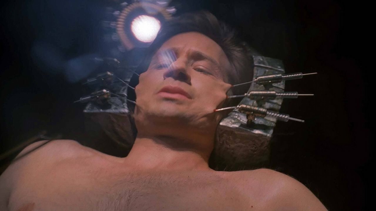 Jeden z najlepszych seriali science fiction w historii ma już 30 lat. Nie mógłby powstać, gdyby nie ta skasowana produkcja, źródło grafiki: Z Archiwum X, Chris Carter, 20th Century Fox Television, 1993..
