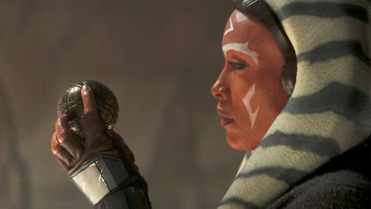 Ta nowa zdolność Ahsoki do wykorzystywania Mocy intryguje. Potrafią to nieliczni, w tym Rey, źródło grafiki: Ahsoka; Dave Filoni; Disney+; 2023.