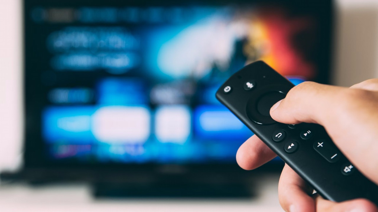 Wpływają skargi do UOKiK po fuzji Play i UPC Polska. Klienci mówią o spadku jakości usług, źródło grafiki: Unsplash.