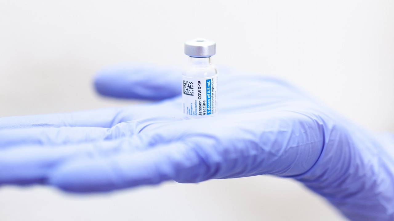 Ta firma zmieniła logo po 135 latach działania, źródło grafiki: Unsplash | Mohammad Shahhosseini.