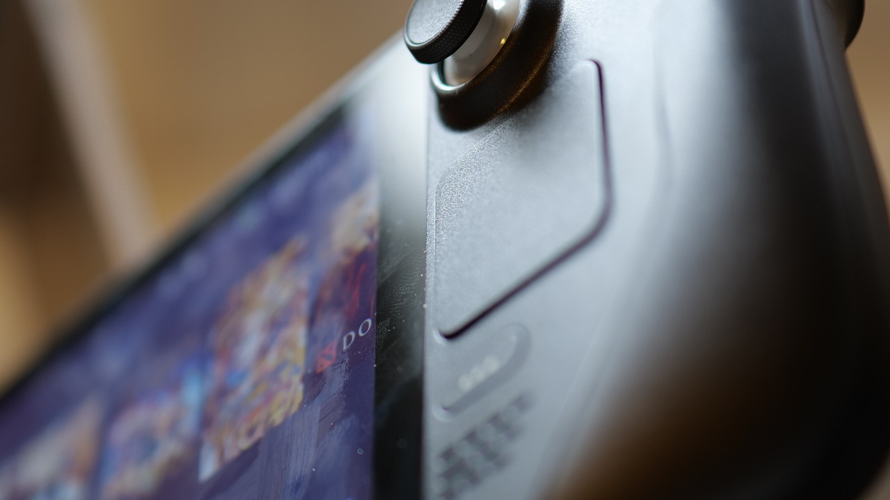 Steam Deck dostanie w aktualizacji kilka przydatnych zmian, w tym poprawę działania Starfielda, źródło grafiki: Petar Vukobrat | Unsplash.