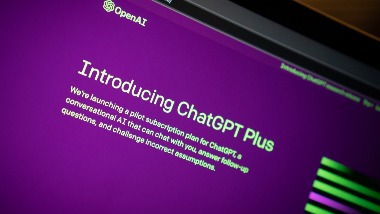 ChatGPT teraz cię widzi i słyszy; nowe funkcje ułatwiają interakcję z czatbotem OpenAI, źródło grafiki: Unsplash | Jonathan Kemper.