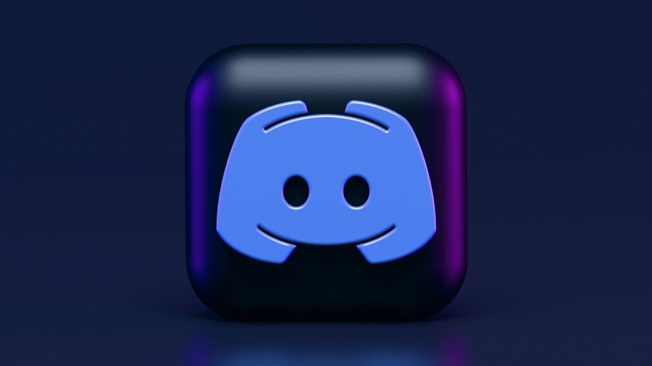 Zabłyśnij na Discordzie, w Nitro pojawiły się dekoracje awatarów, źródło grafiki: Unsplash | Alexander Shatov.