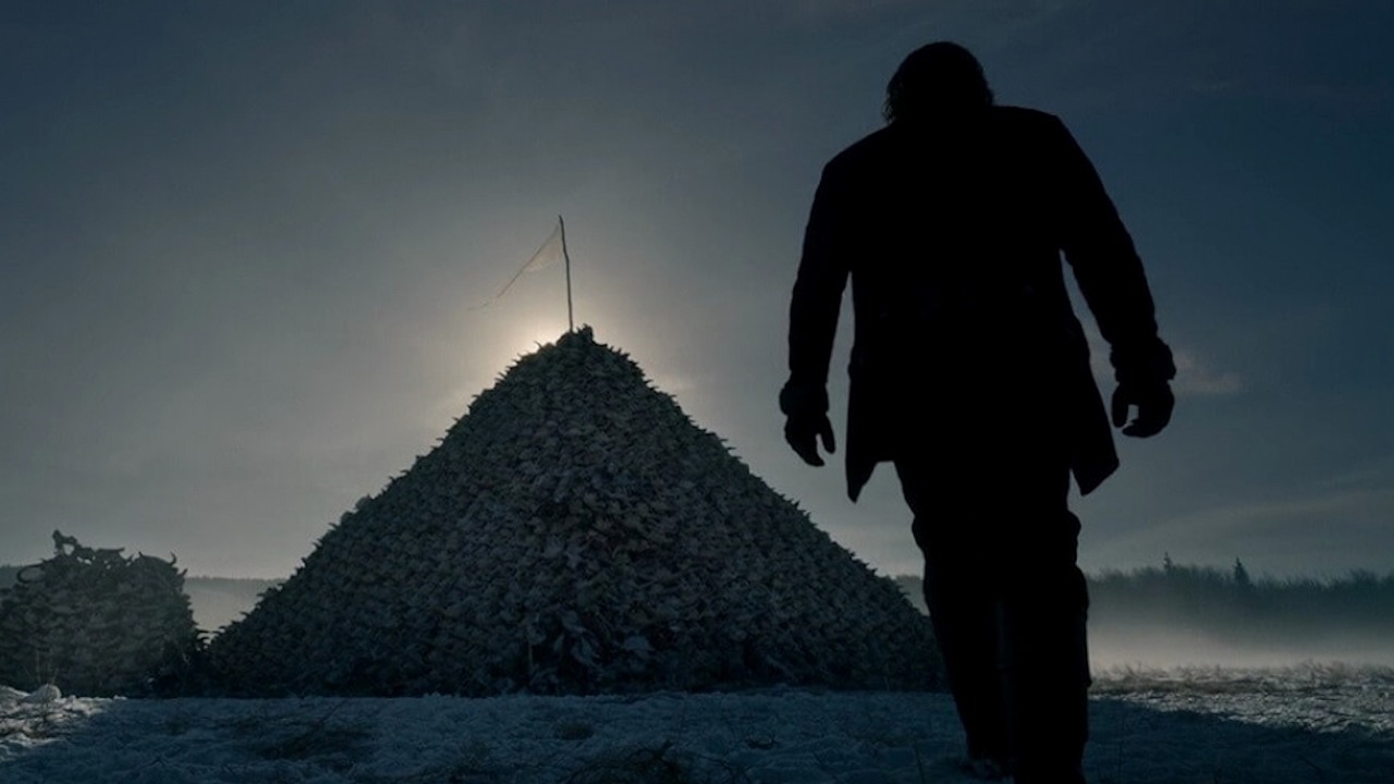 Jeden z najlepszych filmów przygodowych wszech czasów obejrzysz na Netfliksie oraz Amazon Prime Video, źródło grafiki: Zjawa, Alejandro González Ińárritu, Regency Enterprises, 2015.
