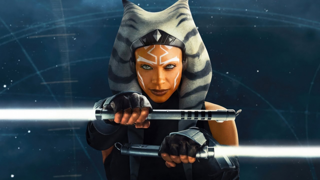 Finał Ahsoki rozbudził wśród fanów Star Wars dyskusję o walkach na miecze świetlne. „To tak, jakby ćwiczyły ruchy taneczne”, źródło grafiki: Ahsoka; Dave Filoni; Disney+; 2023.