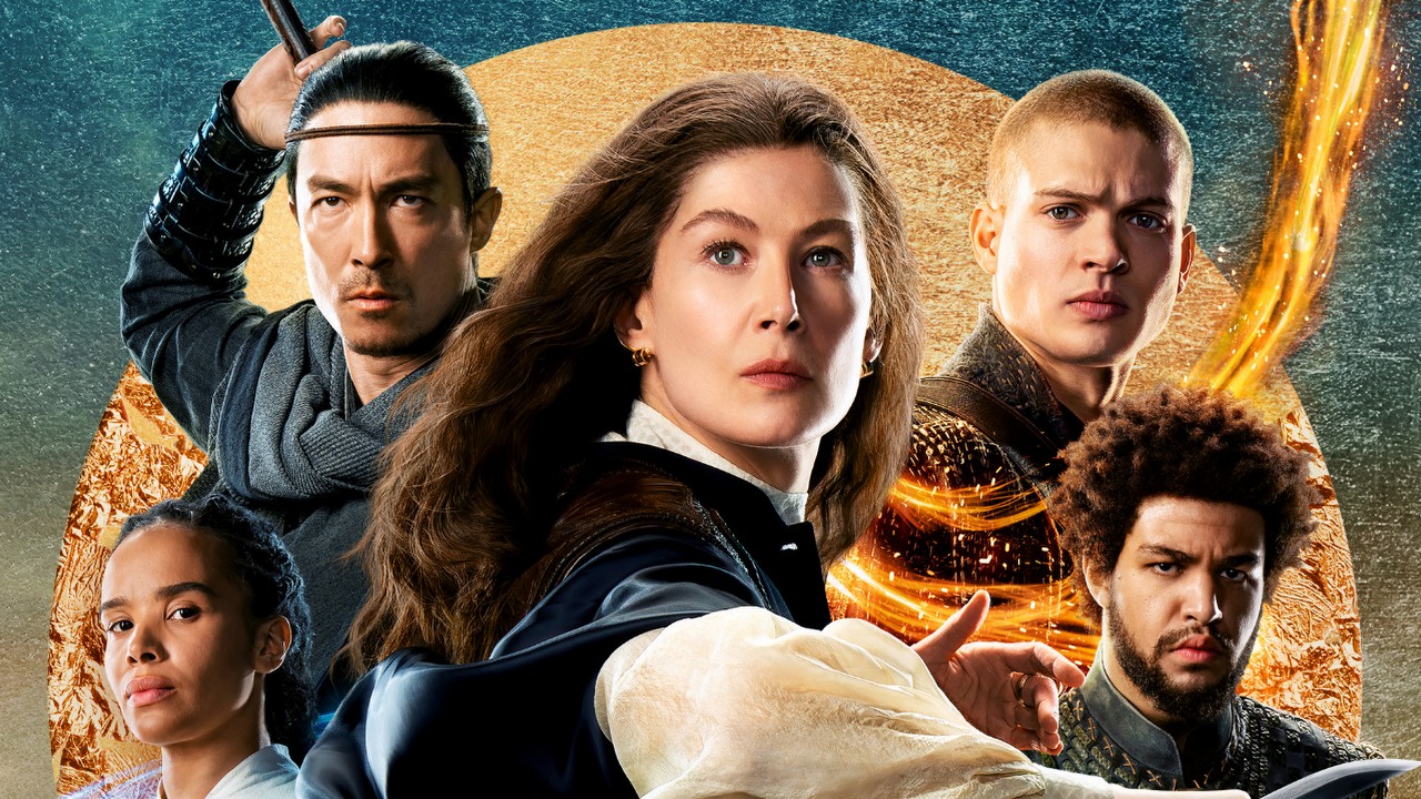 Showrunner Koła czasu opowiedział o zakończeniu 2. sezonu i co pojawienie się tej postaci oznacza dla 3. sezonu, źródło grafiki: Koło czasu, Rafe Judkins, Amazon Prime Video, 2021.