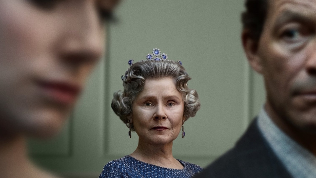 The Crown bierze przykład z Wiedźmina i Stranger Things. Ujawniono datę premiery finałowego sezonu, źródło grafiki: The Crown, Peter Morgan, Netflix, 2016..
