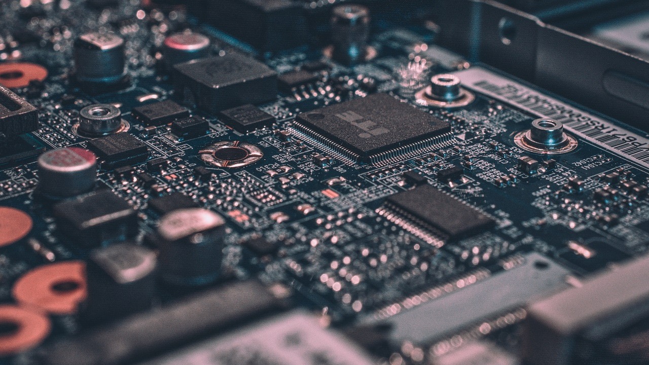 Chiny i USA mają się czego obawiać; Korea Południowa i Tajwan robią wszystko, by zdobyć przewagę w przemyśle chipów, źródło grafiki: Unsplash | Alexandre Debičve..