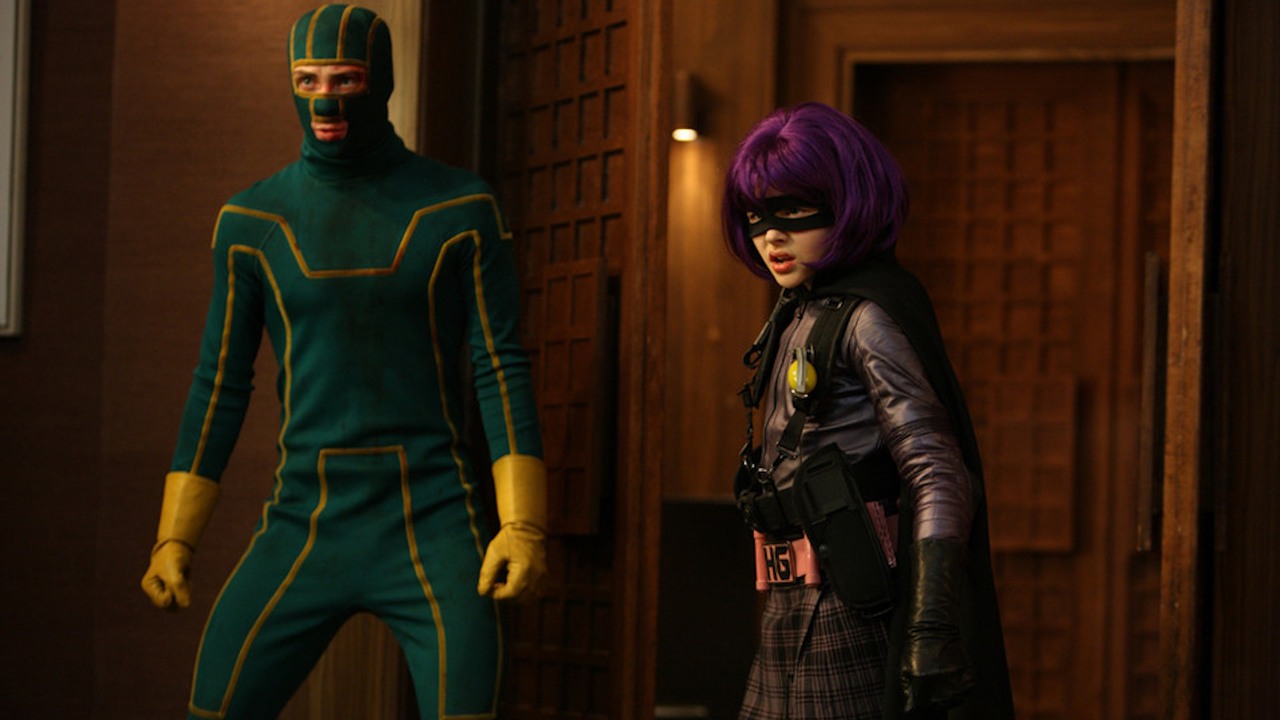 Powstanie reboot Kick-Assa, ale to nie przekreśla powrotu dawnych postaci i aktorów w innym filmie, źródło grafiki: Kick-Ass, Matthew Vaughn, Marv Films, 2010.