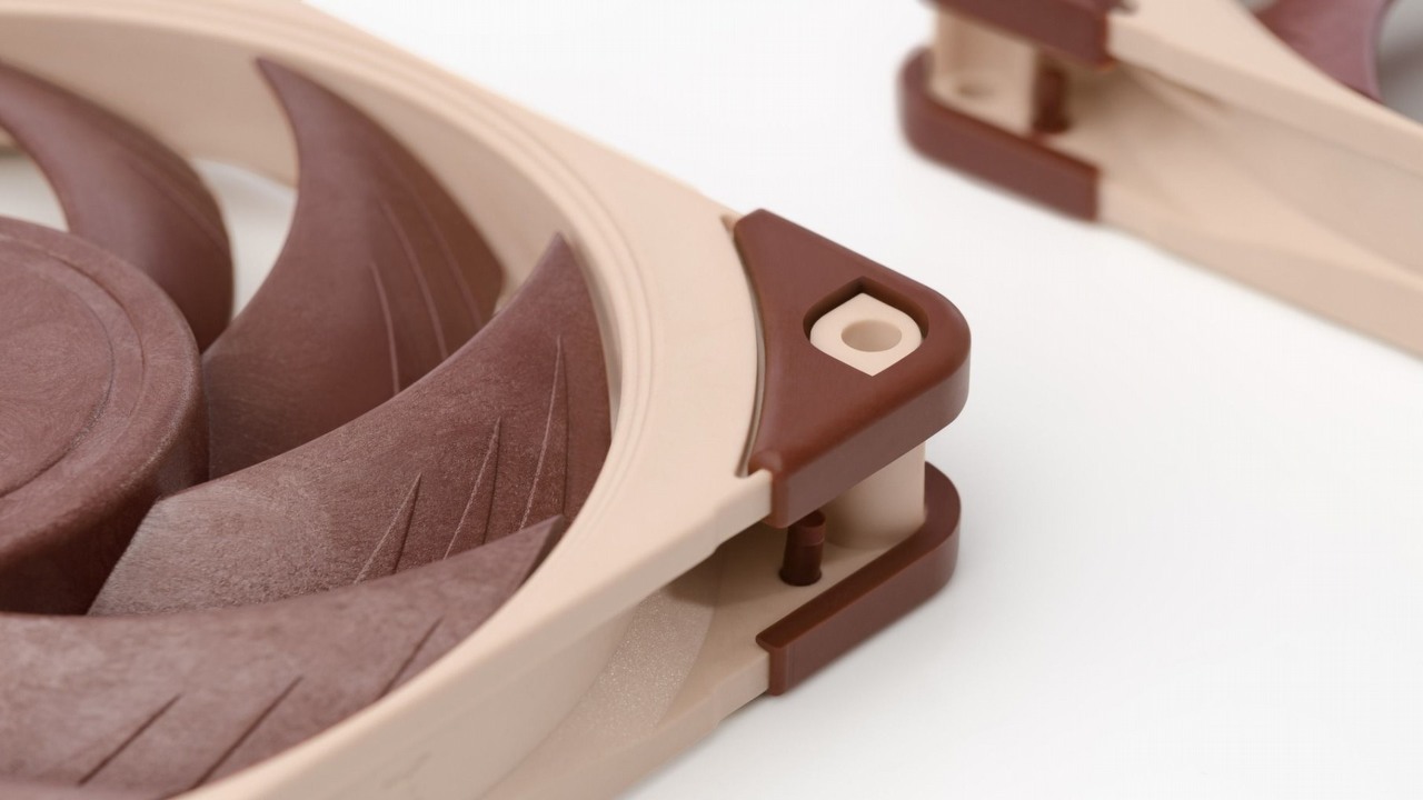 Cicho i chłodno - RTX 4070 i 4060 Ti od Noctua prezentują się imponująco, źródło grafiki: Noctua.