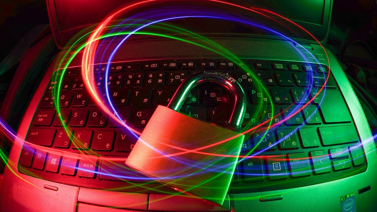 Capcom pracuje nad własnymi zabezpieczeniami anti-cheat i DRM, źródło grafiki: Unsplash | FLY..