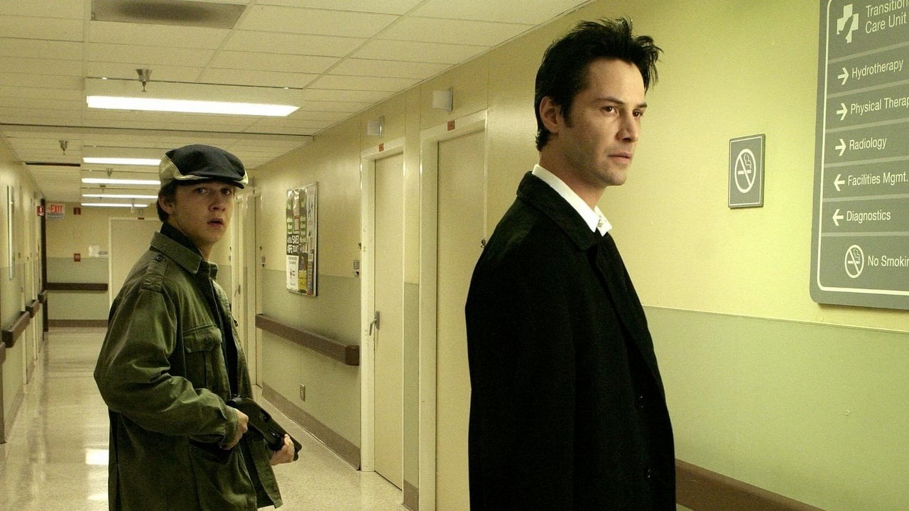 Constantine 2 nadal w planach? Reżyser sugeruje, że czeka nas film tylko dla dorosłych, źródło grafiki: Constantine, Francis Lawrence, Warner Bros., 2005..