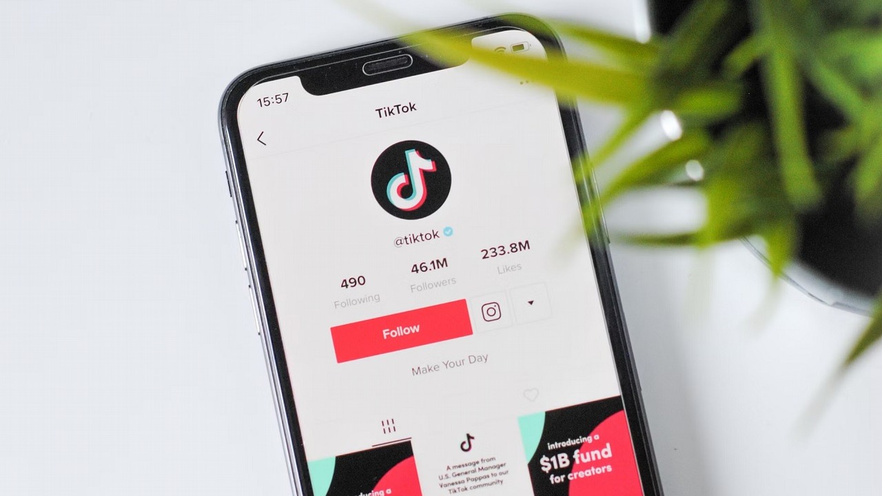 Co to jest TikTok Wrapped 2023?, źródło grafiki: Nik | Unsplash.