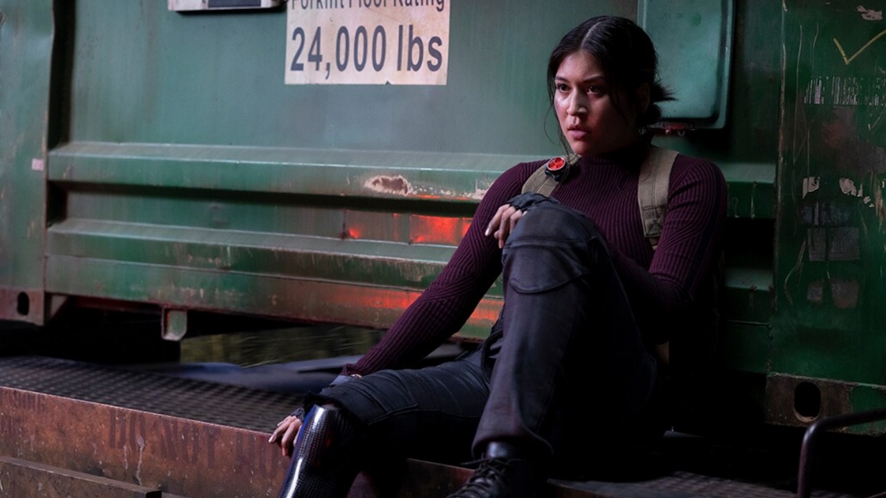 Echo to pierwszy serial z MCU dla dorosłych. W zwiastunie pojawił się Daredevil w czerwonym kostiumie, źródło grafiki: Echo, Marion Dayre, Disney+, Hulu, 2023.