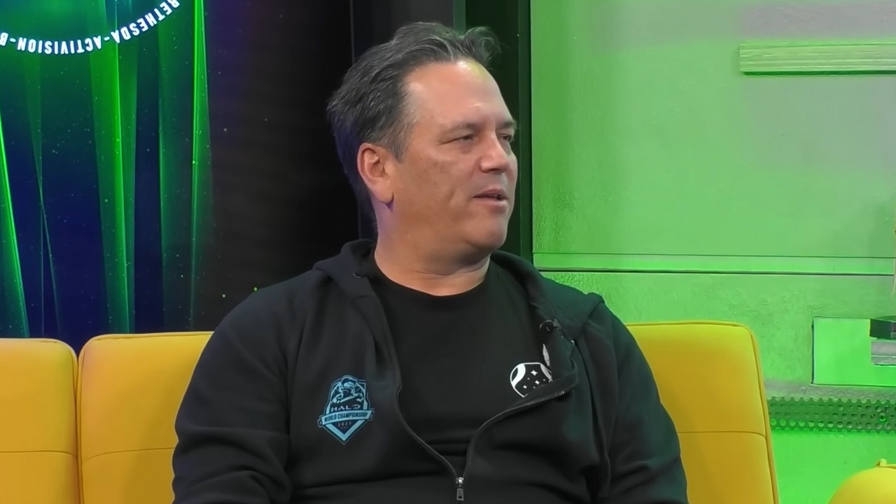 Phil Spencer traktuje użytkowników PS5 i Switcha jak członków społeczności Xboxa, źródło grafiki: Xbox / YouTube.