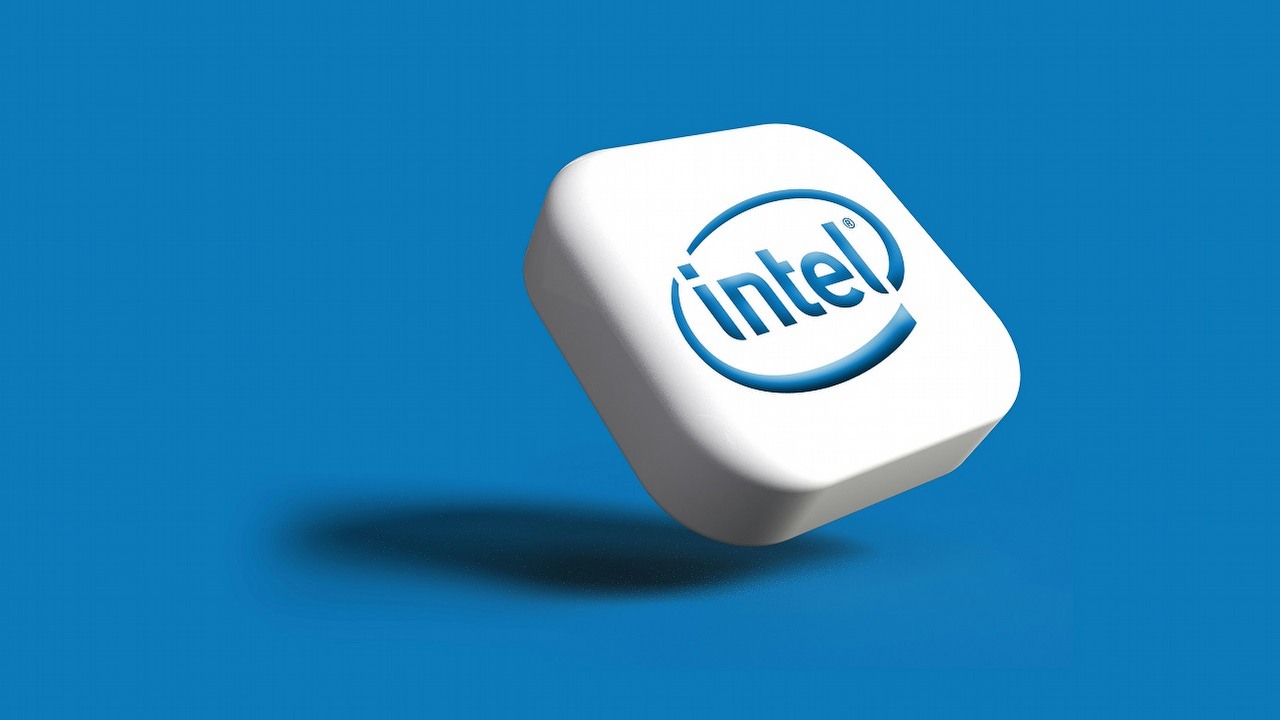 Karty graficzne Intel Arc stały się trzykrotnie wydajniejsze w obsłudze AI; pomógł w tym Microsoft, źródło grafiki: Unsplash | Rubaitul Azad..